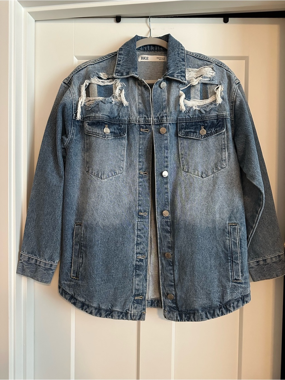Buckle BKE distressed denim jacket
